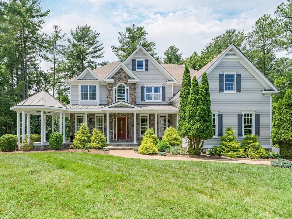 2020 Farringdon Rd, Keswick, VA 22947 | Zillow