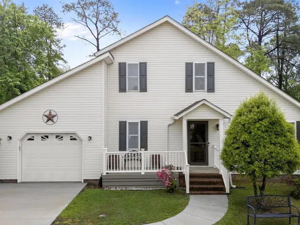 1302 Caracara Drive, New Bern, NC 28560