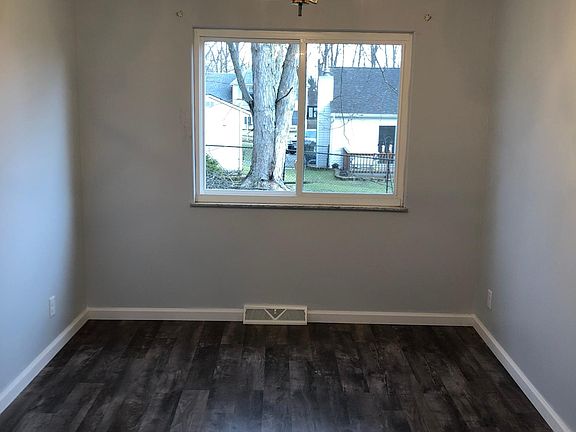 Large eating area, office, or play room.