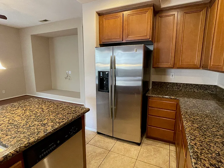 678 Kellogg St #678 — Photo 7