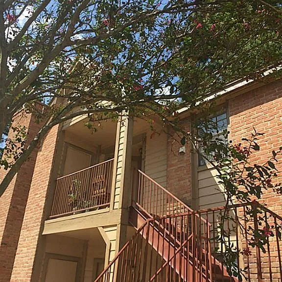 2402 Sycamore Ave #B3 — Photo 1