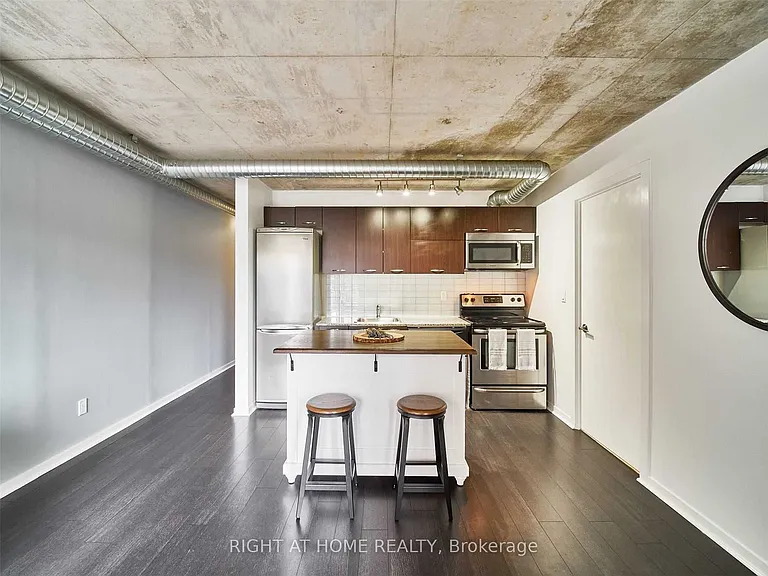 170 Sudbury St #201 — Photo 5