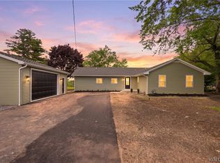1581 Bowen Rd, Elma, NY 14059