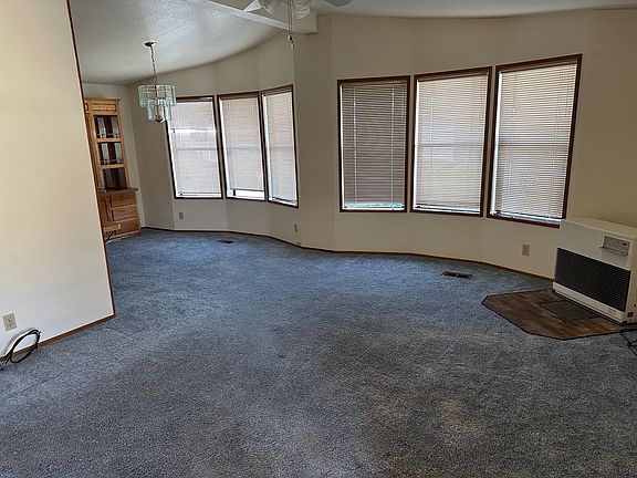 3rd image of 500 Leif Cir