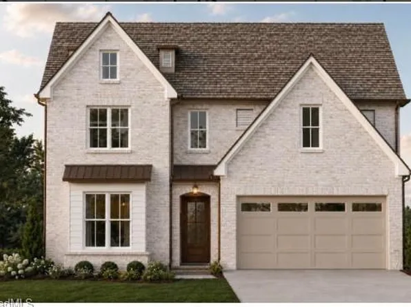 1311 Maple Chase Ln, Winston Salem, NC 27106