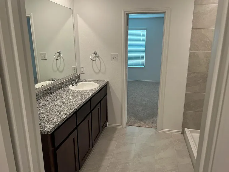 925 Sourgum St — Photo 14