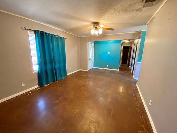 5th image of 402 N Orange St
