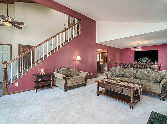 5th image of 4326 Annandale Ln