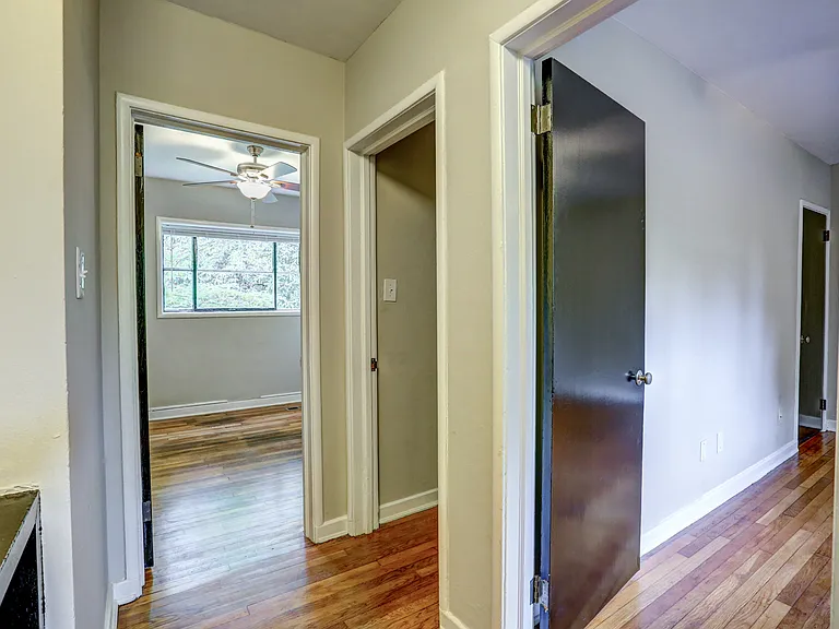 101 Tempsford Ln #D — Photo 13
