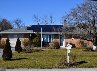 289 Airport Rd, Fredericksburg, PA 17026