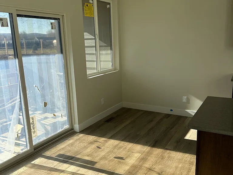 1458 Sunflower Ln — Photo 2