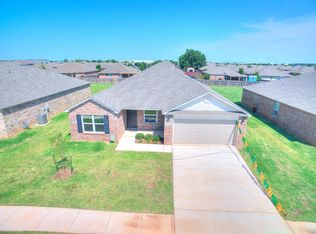 1740 W Antler Way, Mustang, OK 73064