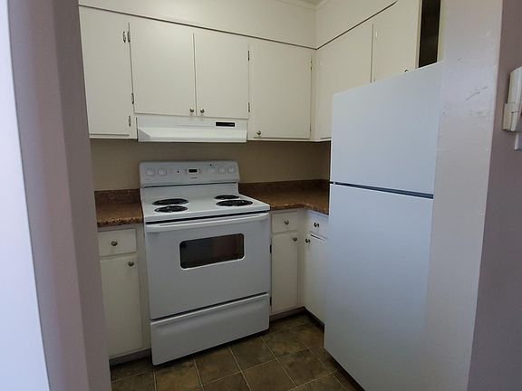 3rd image of 130 Arch St APT 4