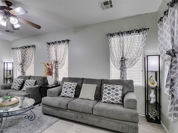 5th image of 925 Shining Rose Pl