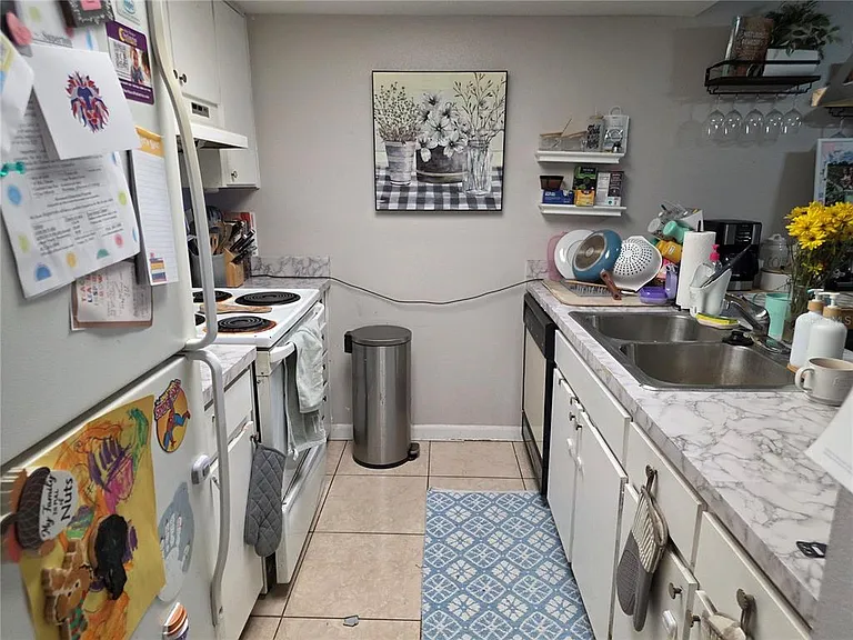 4823 W McElroy Ave #D211 — Photo 7