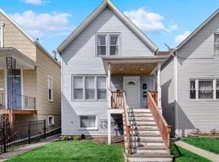 3820 N Sacramento Ave, Chicago, IL 60618