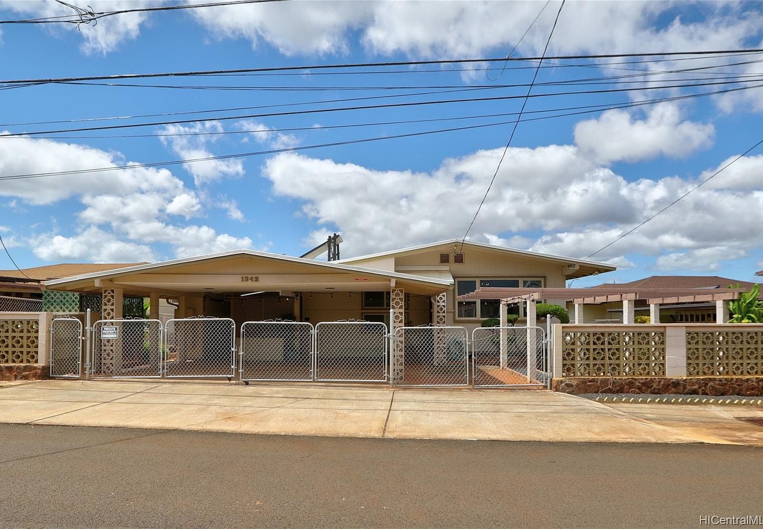 1242 Hoohulu St, Pearl City, HI 96782 Zillow