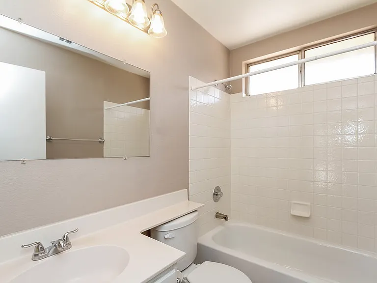 60 Fantasia Ln — Photo 14