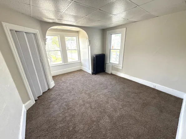 230 N 3rd St Floor 2, Millville, NJ 08332