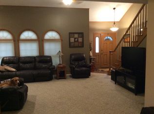 302 E Lincoln St, Seneca, IL