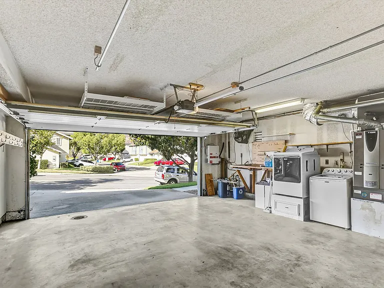 8177 Mission Vista Dr — Photo 30
