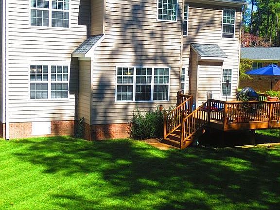3rd image of 107 Shoreham Ln