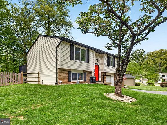 5th image of 8373 Magic Leaf Rd