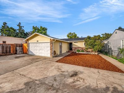 2243 Cooley Ave, East Palo Alto, CA, 94303