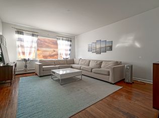 546 Dempster St APT 2, Mount Prospect, IL 60056