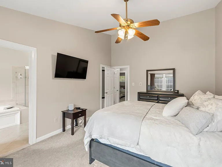 12695 Wimbley Ln — Photo 25