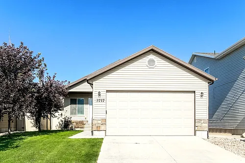 3717 N Bountiful Ln Photo 1