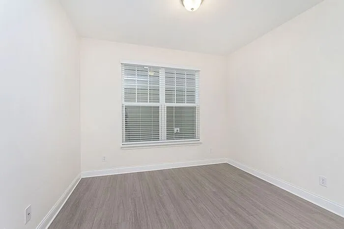 14253 James Dean Dr — Photo 11