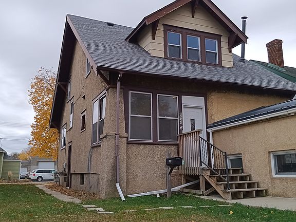 3rd image of 1604 W Saint Germain St