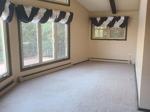 4th image of 100 E Lake St APT 2