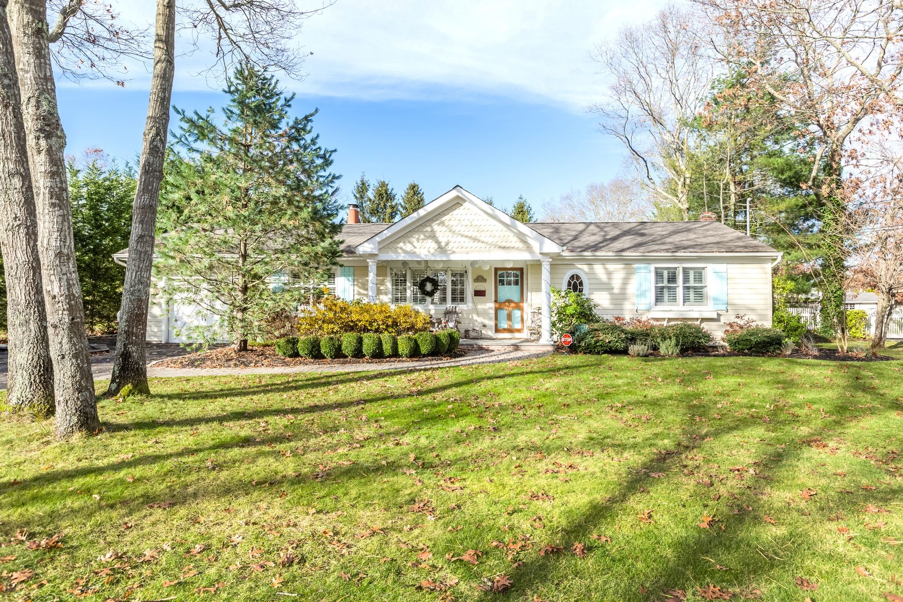 12 Birchwood Ln in East Quogue Out East