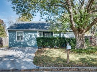 2329 Sunflower Dr, Arlington, TX 76014