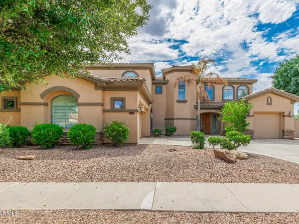 4676 S Posse Trail, Gilbert, AZ 85297