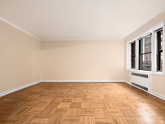 2nd image of 2601 Glenwood Rd APT 2H