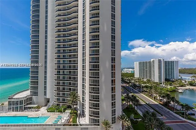16001 Collins Ave #1106 — Photo 27