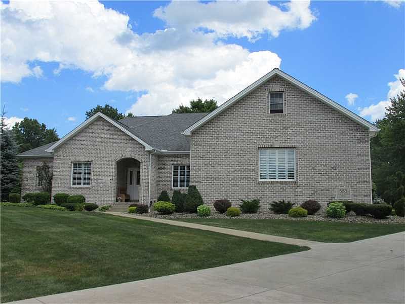 2nd image of 883 Lorenwood Dr