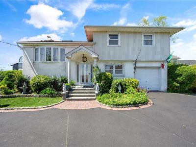 3496 Bay Front Dr, Baldwin, NY, 11510