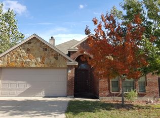 9516 Tomahawk Trl, Fort Worth, TX 76244