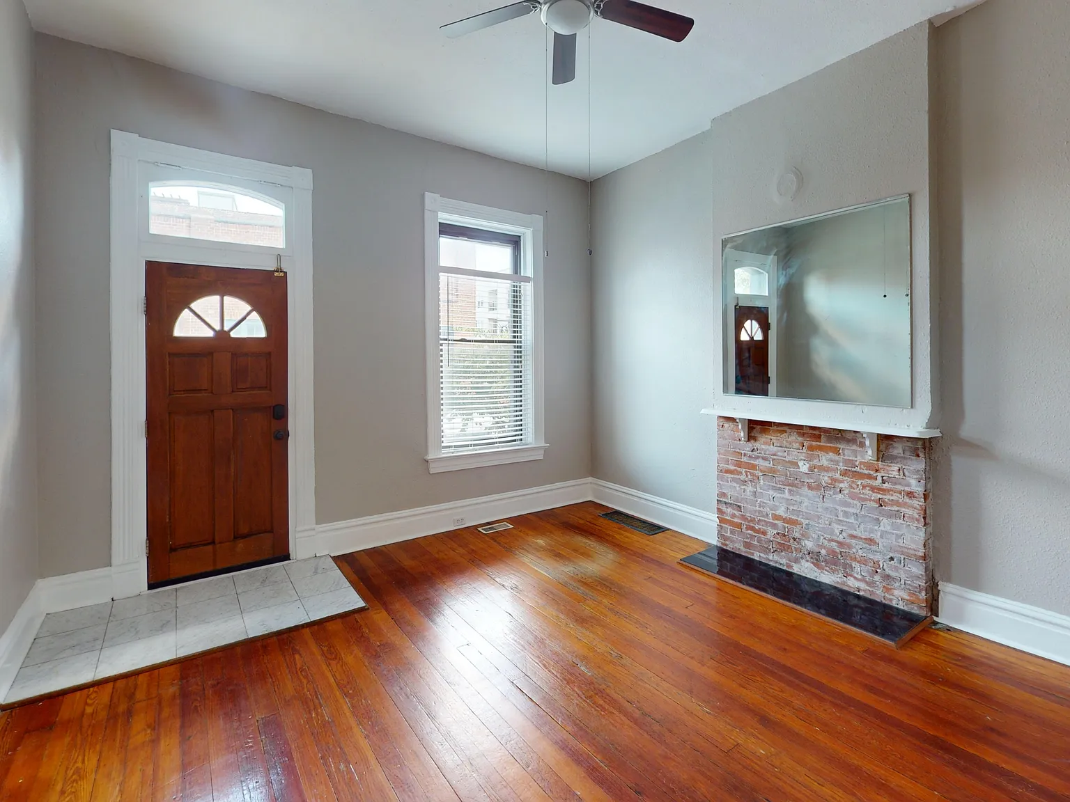 2407 S 9th Street - 2407 — Photo 2