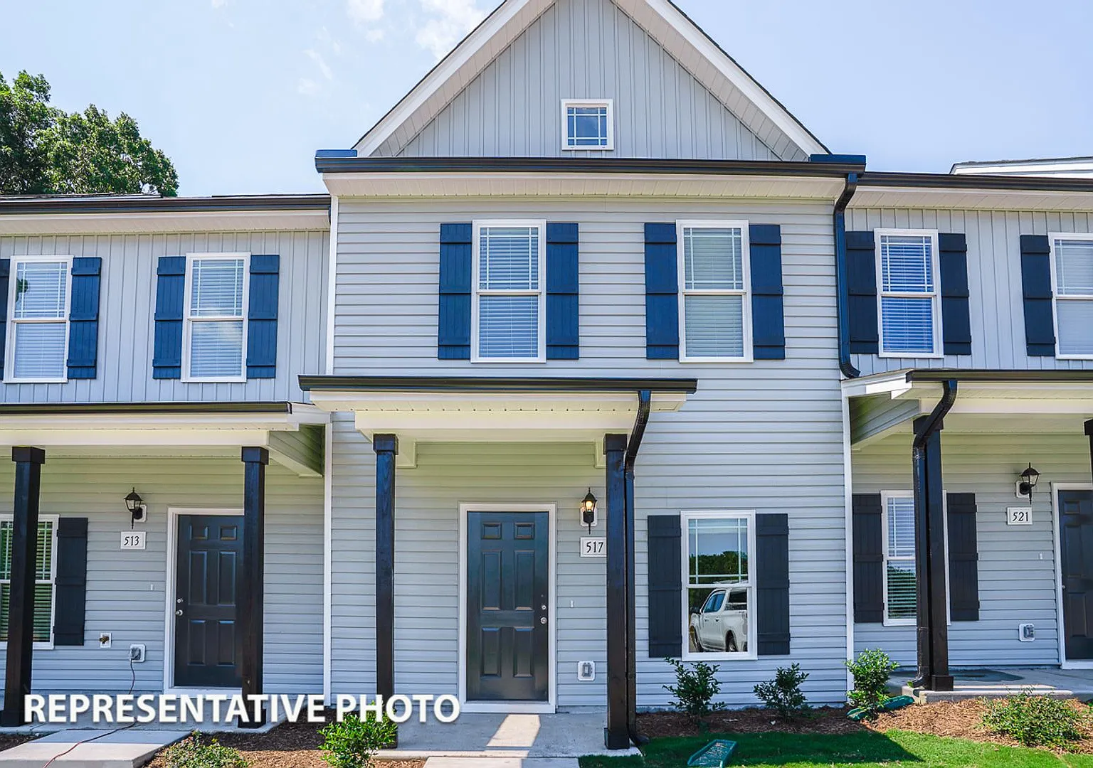 2 Bed/2.5 Bath Townhome-Close to downtown Clayton! — Photo 1