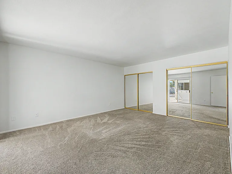 17213 N 35th Dr — Photo 12