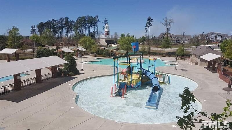 2nd image of 311 Northlands Dr #1