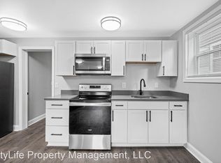 13 Howard St APT 1, Carnegie, PA 15106