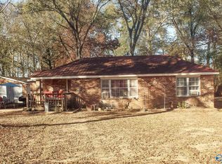 51 E Pine St, Falkville, AL 35622