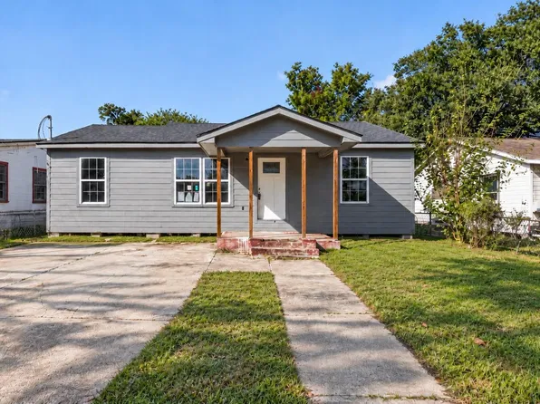 6715 Texarkana St, Houston, TX 77020