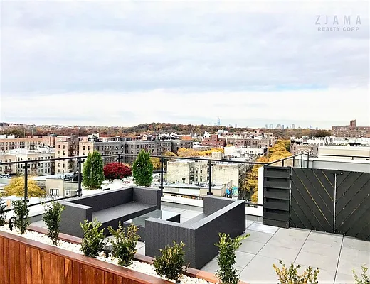 Rented by Zjama Realty Corp | media 32